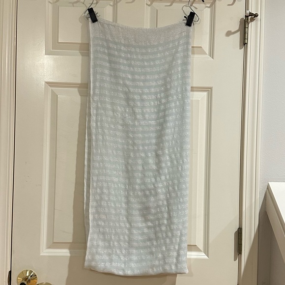 Anthro “Noon Glow Loop” by Lulla - Picture 6 of 8